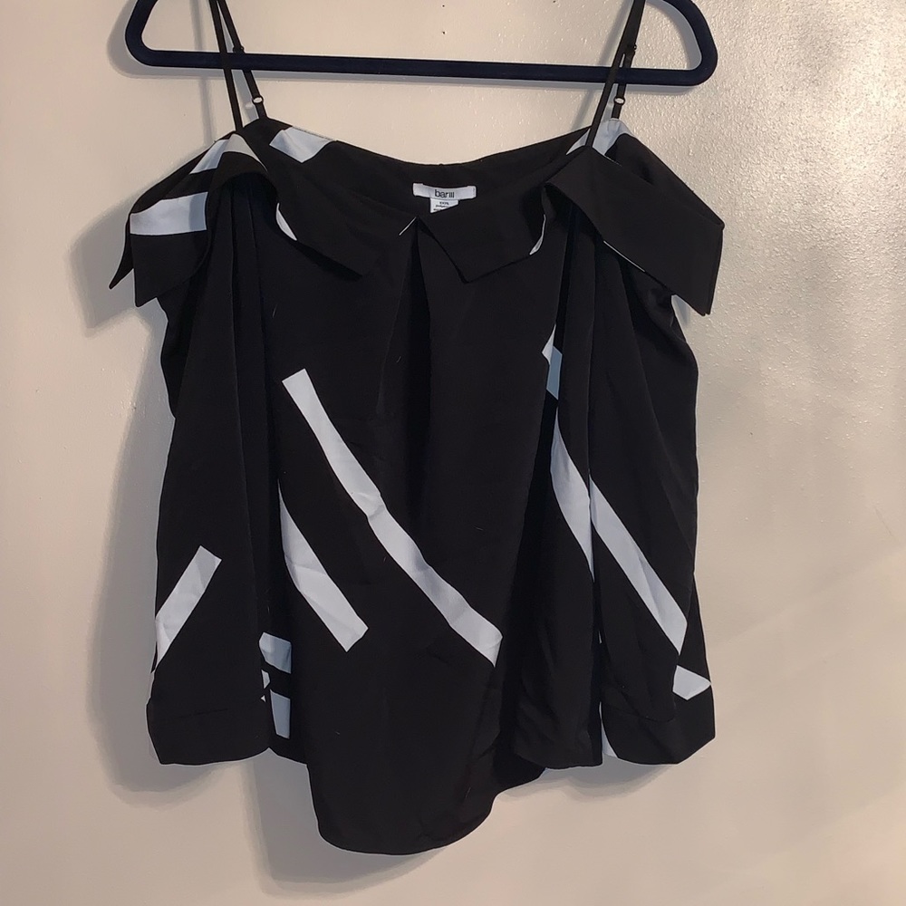 Black&white off the shoulder spaghetti strap shirt